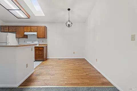 572 Empire Dr, Ukiah, CA 95482 photo 6