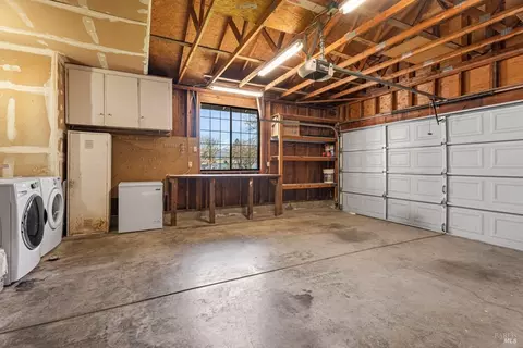 572 Empire Dr, Ukiah, CA 95482 photo 21