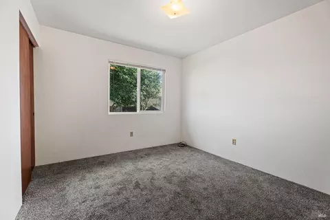 572 Empire Dr, Ukiah, CA 95482 photo 10