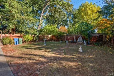 517 W Mill St, Ukiah, CA 95482 photo 18