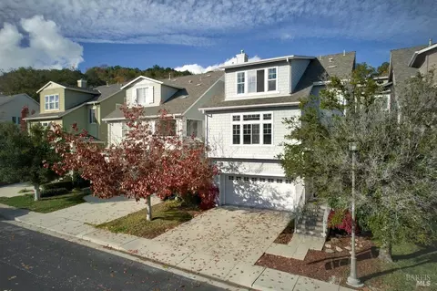 10 Rowe Ranch Dr, Novato, CA 94949