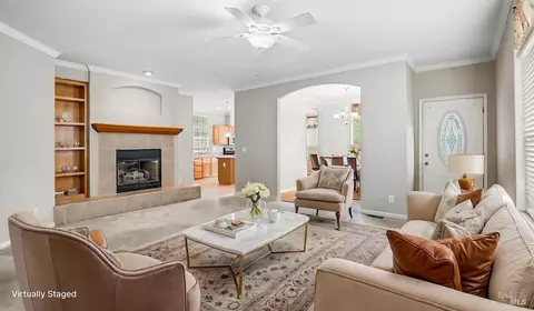 61 Iris Dr, Calistoga, CA 94515