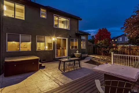 Exterior - 520 Juniper Ln, Windsor, CA 95492 photo 5 of 33