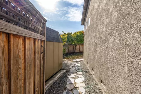 Exterior - 520 Juniper Ln, Windsor, CA 95492 photo 21 of 33