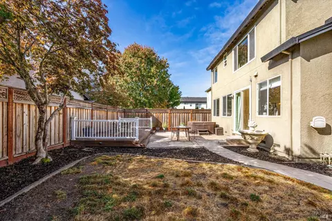 Exterior - 520 Juniper Ln, Windsor, CA 95492 photo 31 of 33