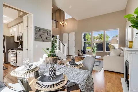Dining - 520 Juniper Ln, Windsor, CA 95492 photo 3 of 3