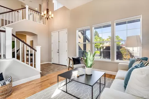Entry Way - 520 Juniper Ln, Windsor, CA 95492 photo 1 of 11