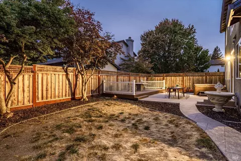 Exterior - 520 Juniper Ln, Windsor, CA 95492 photo 10 of 33