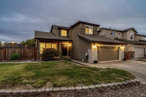 Exterior - 520 Juniper Ln, Windsor, CA 95492 photo 9 of 33