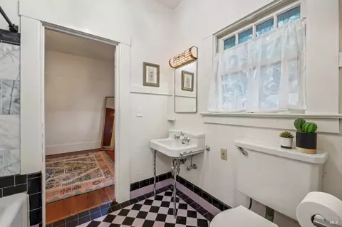 828 Capitol St, Vallejo, CA 94590 photo 13