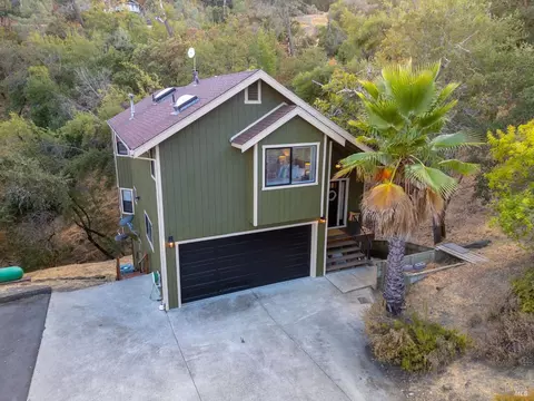 Exterior - 30 Beechwood Ct, Napa, CA 94558 photo 3 of 14