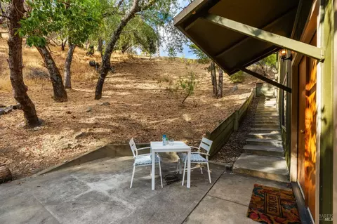 Exterior - 30 Beechwood Ct, Napa, CA 94558 photo 9 of 14