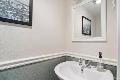19 Libra Dr, Novato, CA 94947 photo 11
