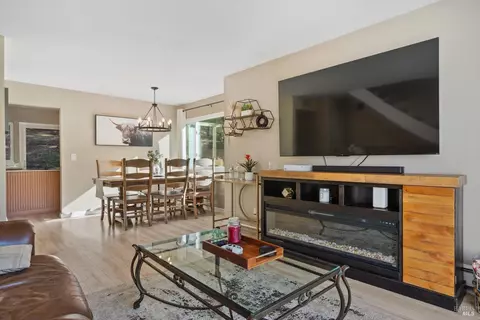 19 Libra Dr, Novato, CA 94947 photo 10