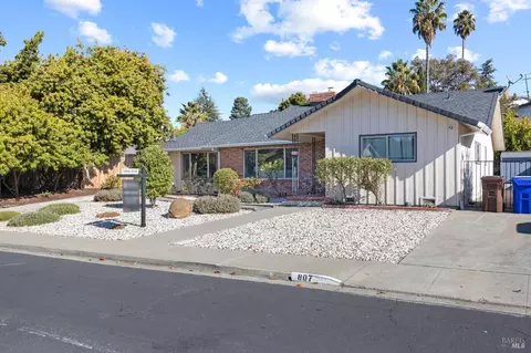 807 Vaqueros Ave, Rodeo, CA 94572 photo 4