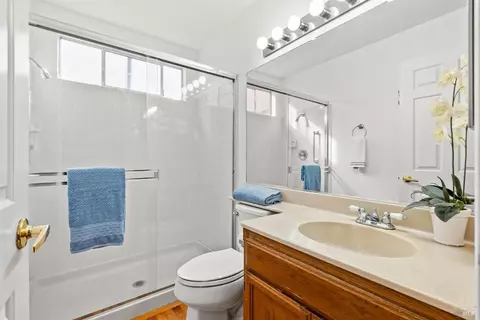 220 La Quinta Dr, Windsor, CA 95492 photo 18