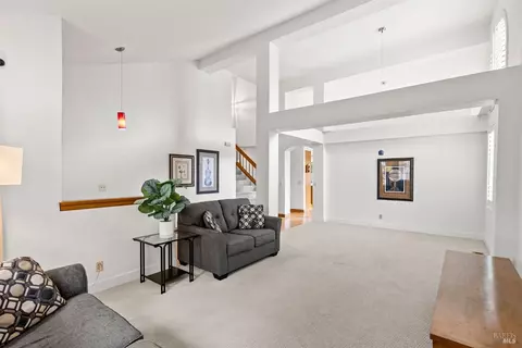 220 La Quinta Dr, Windsor, CA 95492 photo 8
