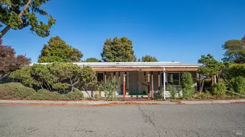 89 Karen Ct, Vallejo, CA 94590 photo 2