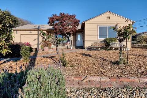 652 Amador St, Richmond, CA 94805
