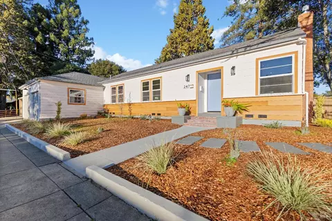 Exterior - 247 Murphy Ave, Sebastopol, CA 95472 photo 2 of 22