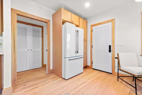 Entry Way - 247 Murphy Ave, Sebastopol, CA 95472 photo 2 of 2