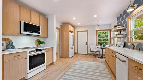 Kitchen - 247 Murphy Ave, Sebastopol, CA 95472 photo 2 of 5