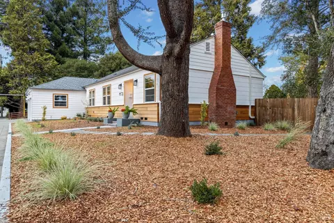 247 Murphy Ave, Sebastopol, CA 95472