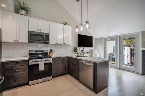 188 Courtyards E, Windsor, CA 95492 photo 4