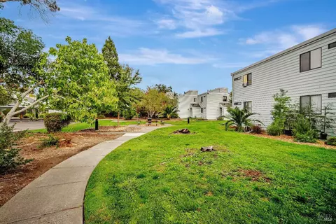 188 Courtyards E, Windsor, CA 95492 photo 19