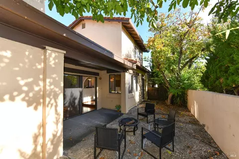 Exterior - 178 La Mancha Dr, Sonoma, CA 95476 photo 7 of 13