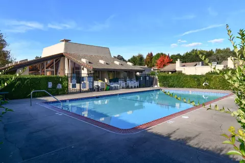 Exterior - 178 La Mancha Dr, Sonoma, CA 95476 photo 12 of 13