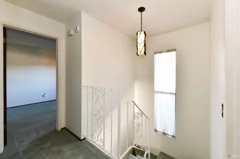 Entry Way - 178 La Mancha Dr, Sonoma, CA 95476 photo 2 of 2