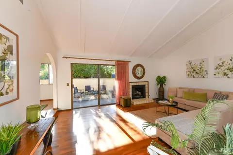 Living - 178 La Mancha Dr, Sonoma, CA 95476 photo 1 of 3