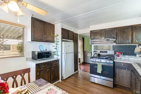 214 Wade Dr #19, Windsor, CA 95492 photo 9