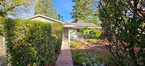 7886 Washington Ave, Sebastopol, CA 95472