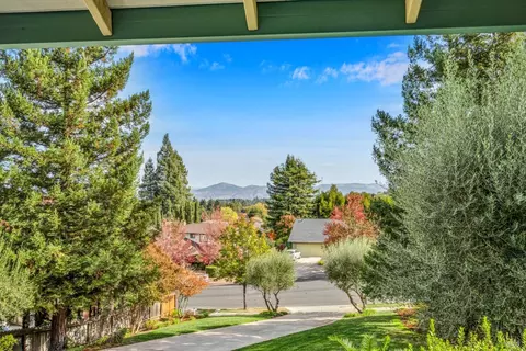 1131 Estates Dr, Napa, CA 94558 photo 4