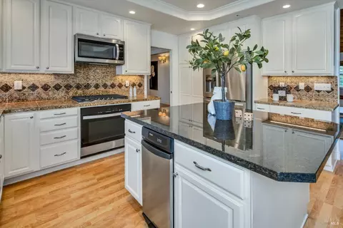 1131 Estates Dr, Napa, CA 94558 photo 16