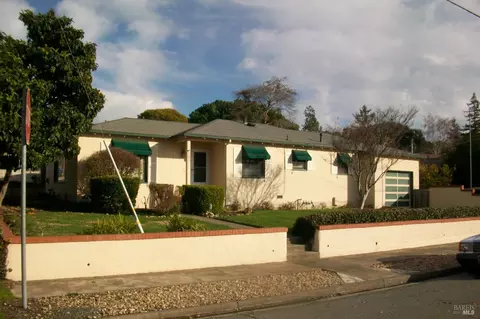 1316 Banks Ave, Napa, CA 94559