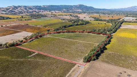 544 Watmaugh Rd, Sonoma, CA 95476