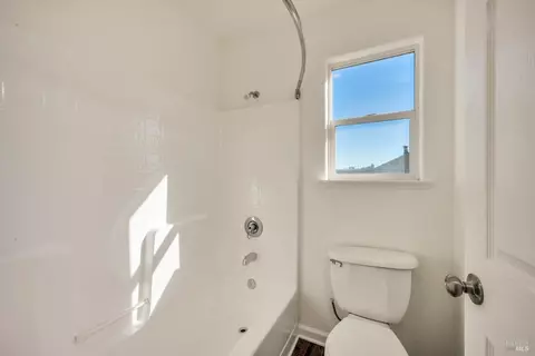 216 Decanter Cir, Windsor, CA 95492 photo 26