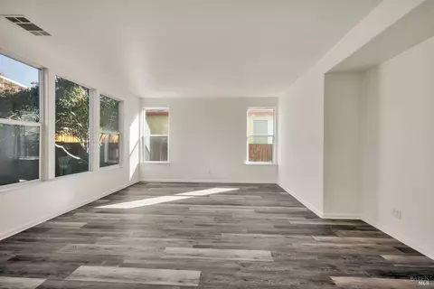 216 Decanter Cir, Windsor, CA 95492 photo 13