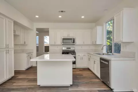 216 Decanter Cir, Windsor, CA 95492 photo 9