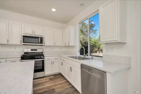 216 Decanter Cir, Windsor, CA 95492 photo 10