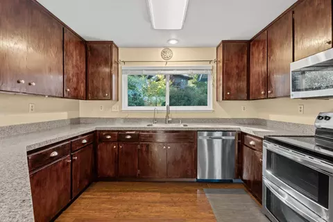 925 Hazel Ave, Ukiah, CA 95482 photo 4