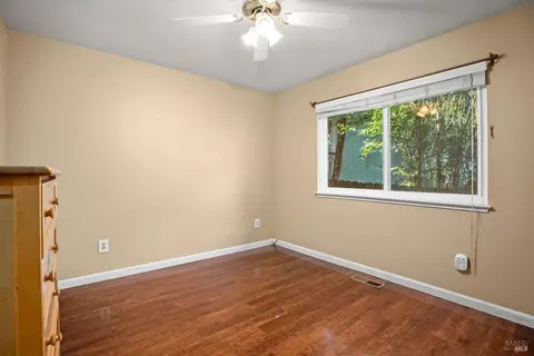 925 Hazel Ave, Ukiah, CA 95482 photo 12