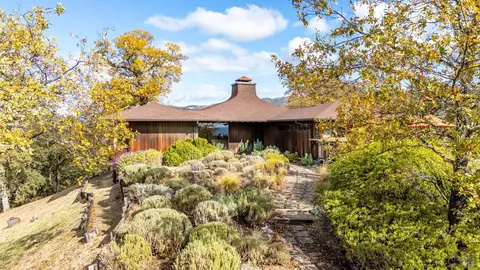 3003 Deerwood Dr, Ukiah, CA 95482 photo 4