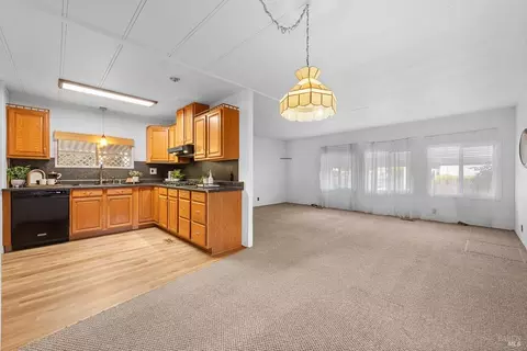 2064 Dalis Dr, Concord, CA 94520 photo 11