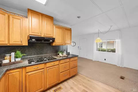 2064 Dalis Dr, Concord, CA 94520 photo 16