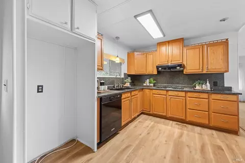 2064 Dalis Dr, Concord, CA 94520 photo 18
