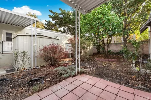 2064 Dalis Dr, Concord, CA 94520 photo 59